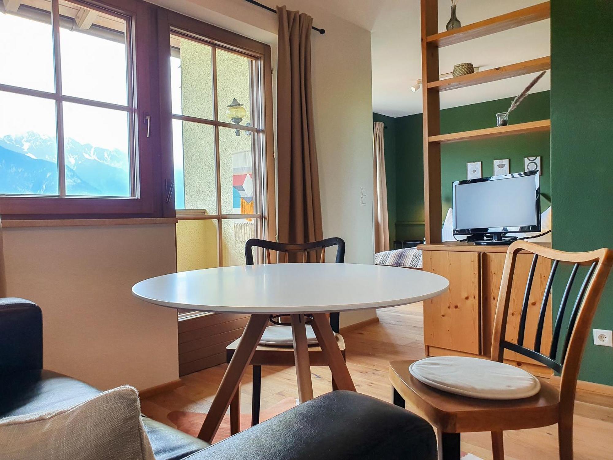 Alpenflair Mit Balkon - Inkl Parkplatz #6 Apartment